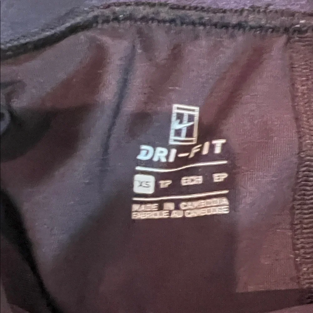 Nike Women's Dark Athletic Shorts - Picture 3 of 4